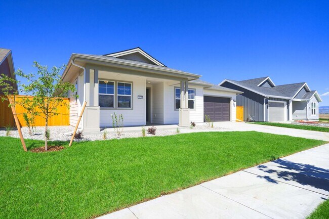 Building Photo - New Peaceful Retreat