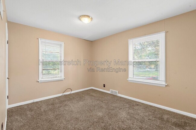 Building Photo - 8253 Frost Ave