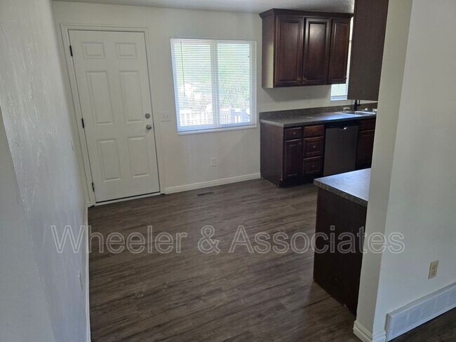 Building Photo - 6087 S 2475 W