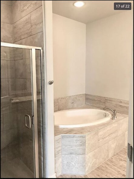 master bathroom/shower/bathtub - 5203 Marshall St