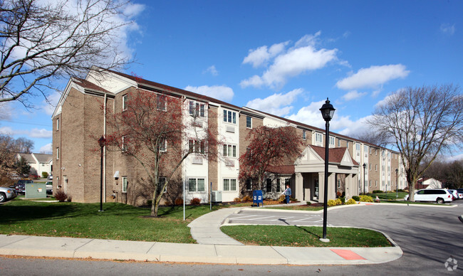 Primary Photo - Hunterwood Park Apartments