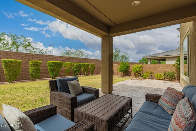 Building Photo - 3521 E Tina Dr