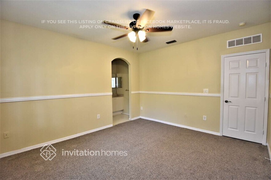 Building Photo - 12768 SW 49th Ct