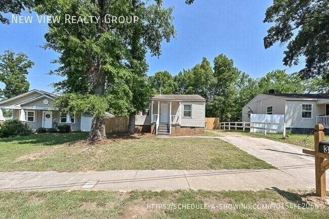 Building Photo - 3516 Jonquil St