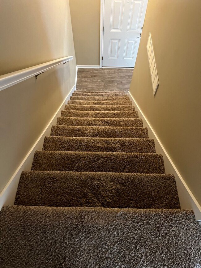 Building Photo - Great Home Available Johnston Schools