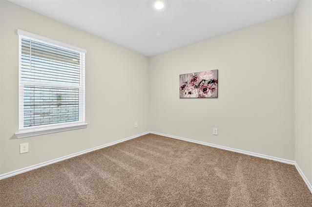 Building Photo - 4208 Carnation Dr