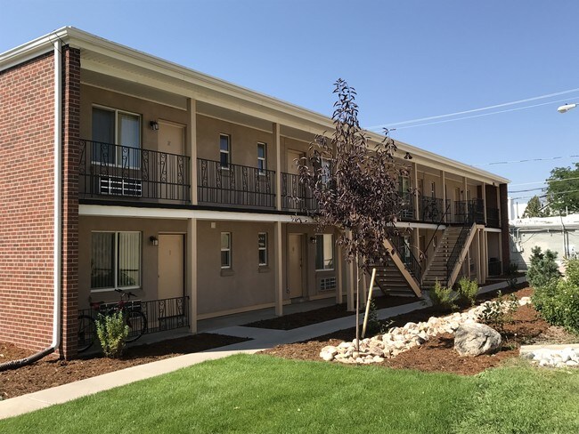 Montclair Apartments Denver, CO Apartment Finder