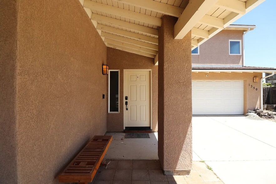 Building Photo - 1350 Laura Ct