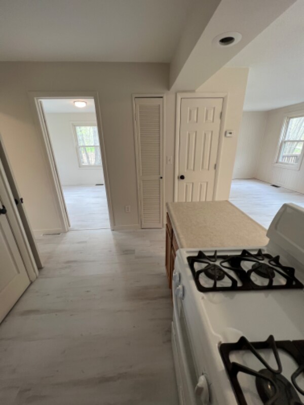 Building Photo - 6848 Whispering Pines Dr