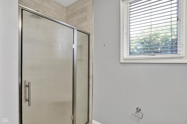 Building Photo - 529 E New York St