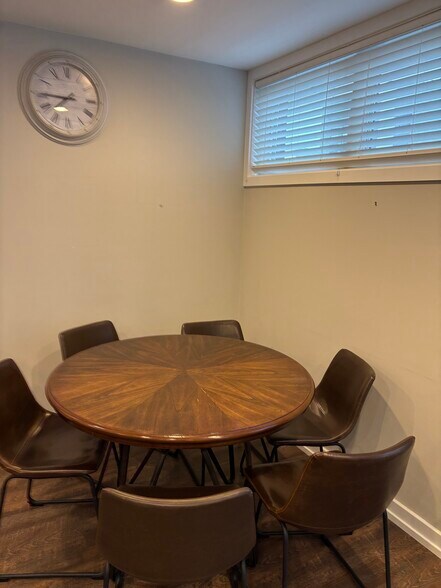 Building Photo - 769 N Uber St