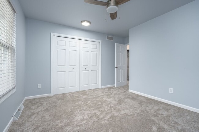 Building Photo - 4 Bedroom Home in Richland