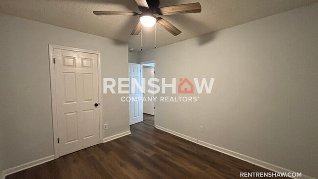 Building Photo - 1532 Silver St