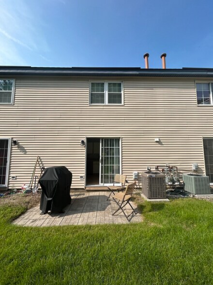 Building Photo - 66 Kennedy Dr
