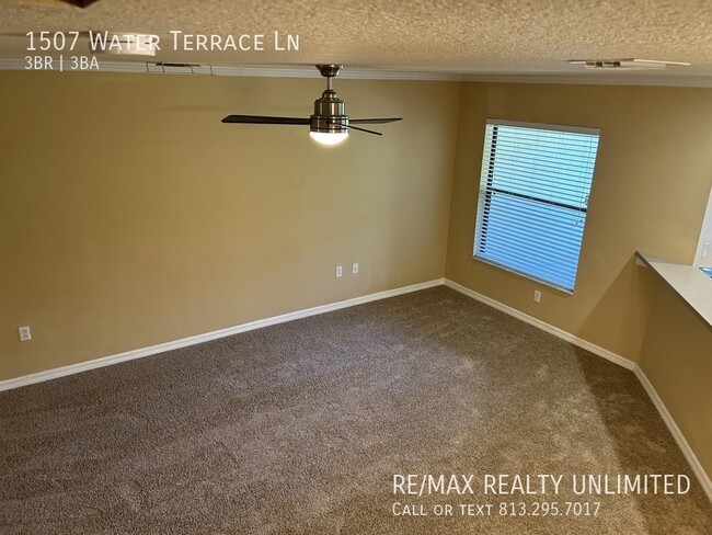 Building Photo - 1507 Water Terrace Ln