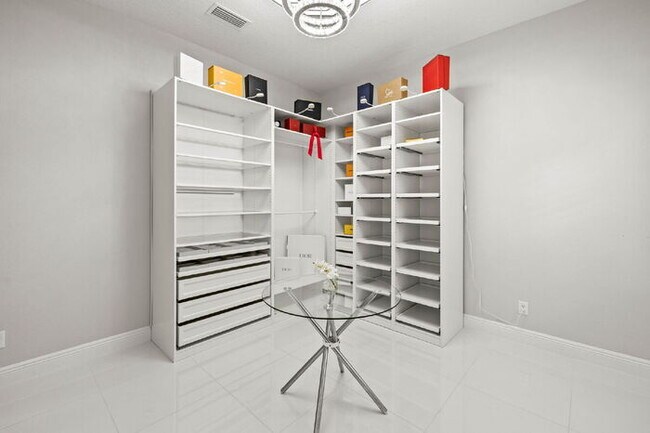 Building Photo - 11014 Rustic Timber Lp