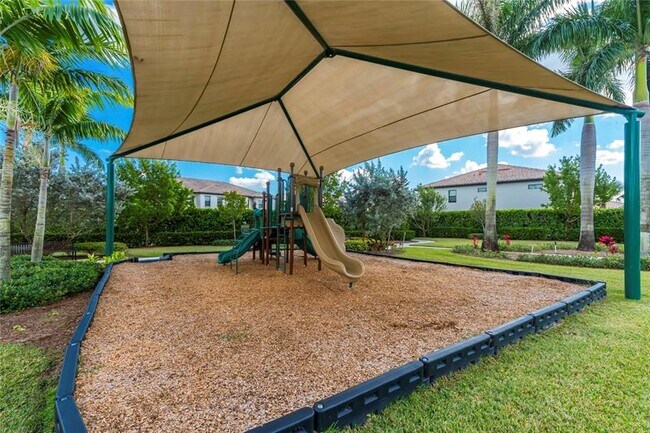 Building Photo - 4828 Chantilly Rd