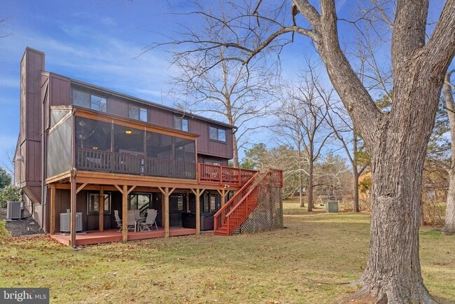 Building Photo - 1016 Trinity Gate St