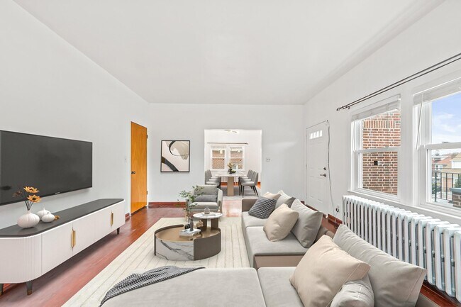 Building Photo - 17 Linden Ave