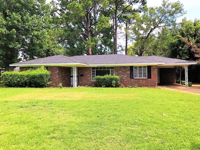 Building Photo - 1174 Rosedale Dr