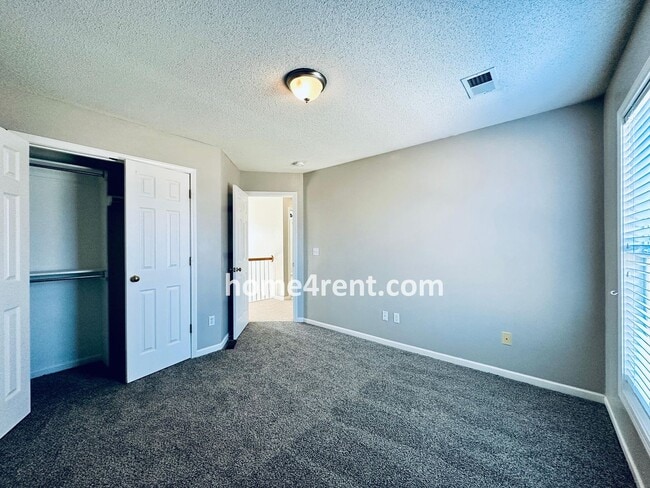 Building Photo - Gorgeous, Updated Home w/ Granite Counters and Wood Floors in Kitchen, Walkout Finished Basement!