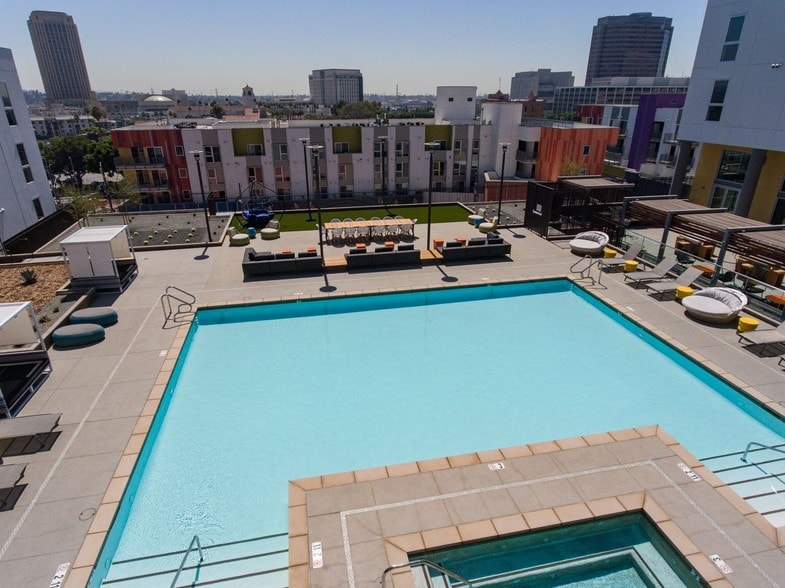La Plaza Village apartments — community photo - La Plaza Village