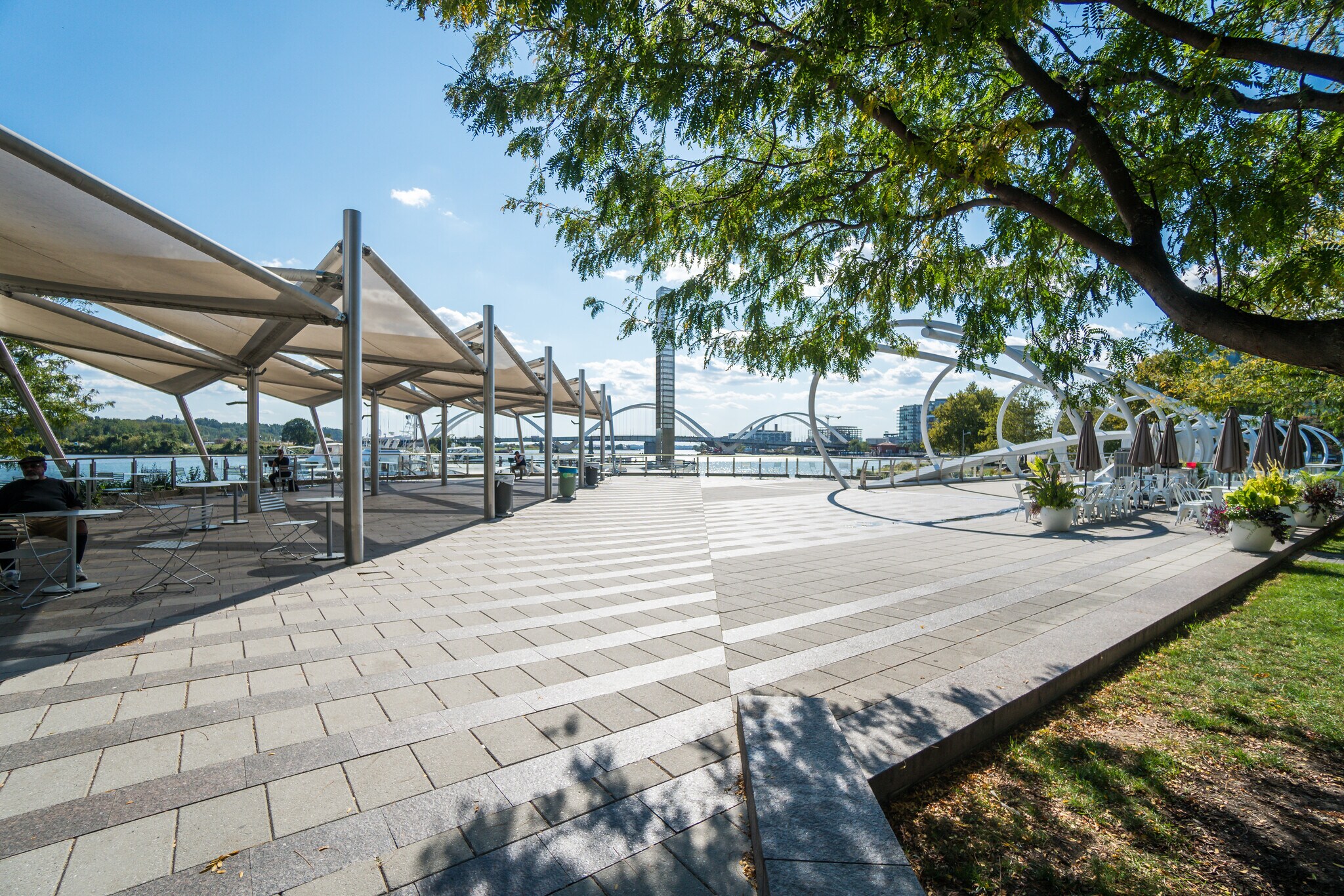Endless small and large parks - 1025 1st St SE