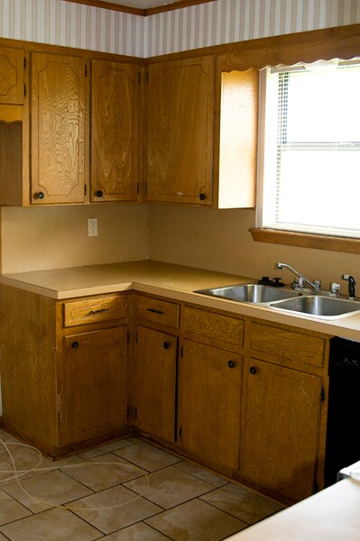 Building Photo - 111 Willow Ln