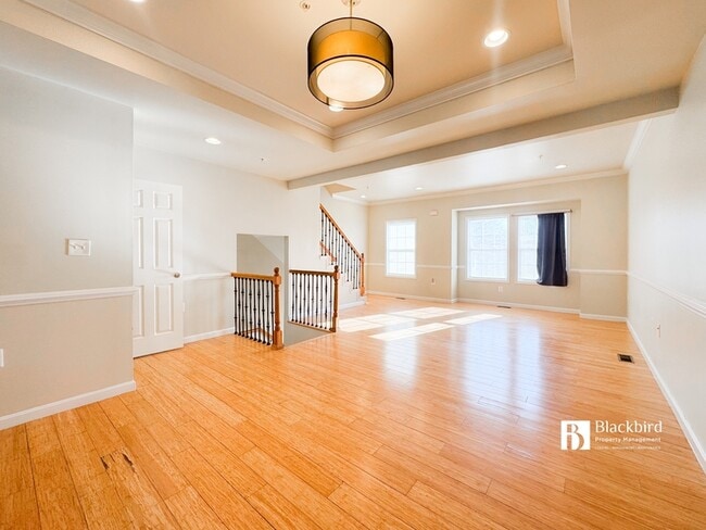 Building Photo - 5030 B St SE