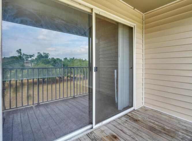 Building Photo - 4295 Summer Landing Dr