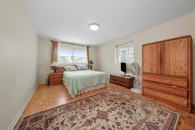 Building Photo - 4407 Howard Ave