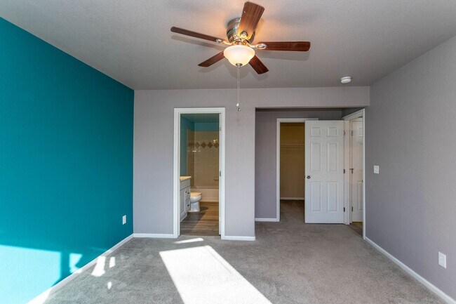 Building Photo - SPACIOUS 3BD HOME IN FREEDOM HEIGHTS W/ A/...