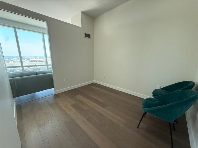 Building Photo - 188 Brookline Ave