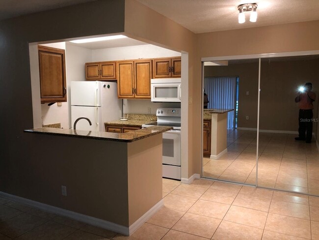 Building Photo - 3815 Bowline Cir