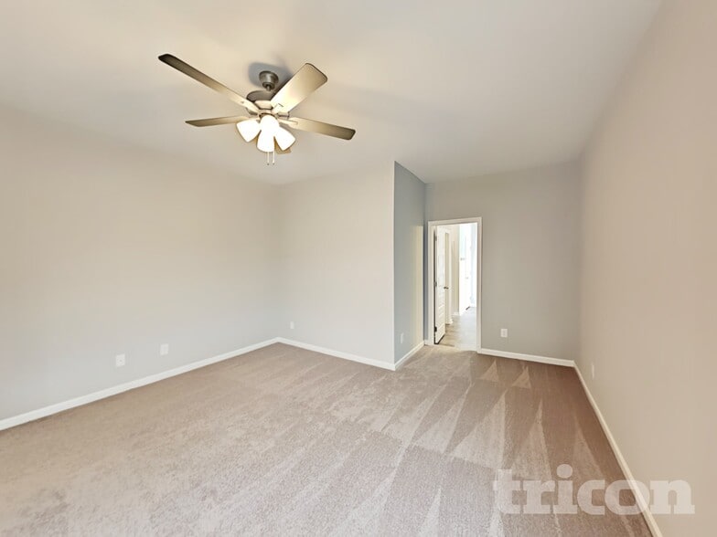 Building Photo - 738 Mitscher Dr