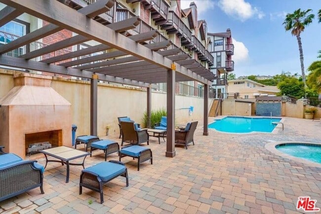 Pool Area 4 - 3808 Stocker St