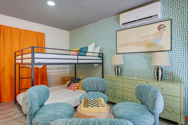 Building Photo - 428 46th St NW