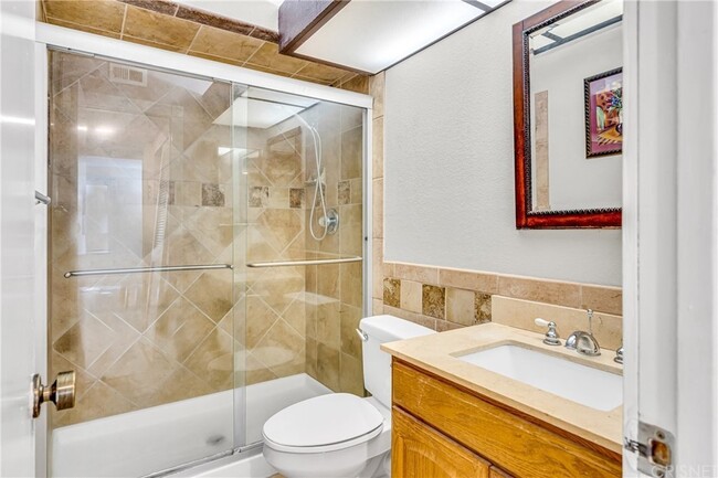 Shared Bathroom - 7800 Topanga Canyon Blvd