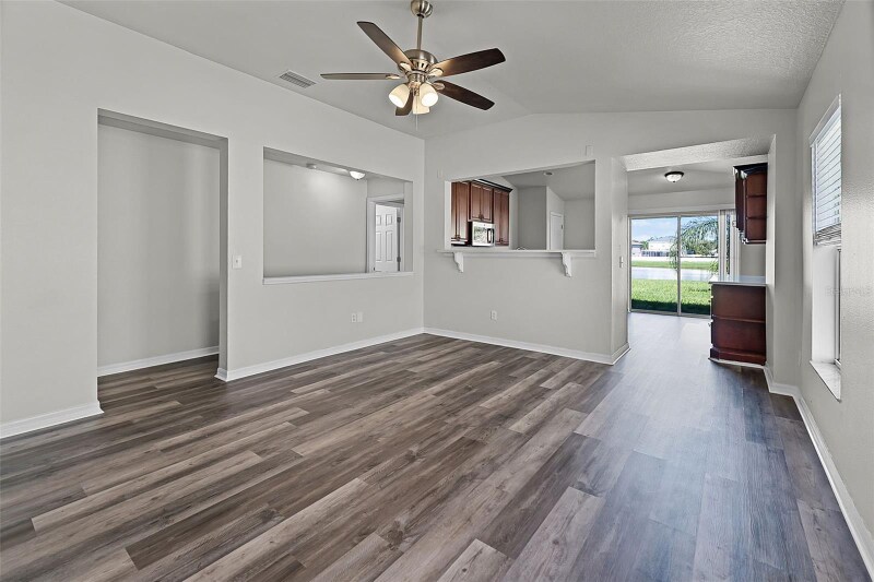 Building Photo - 11045 Golden Silence Dr