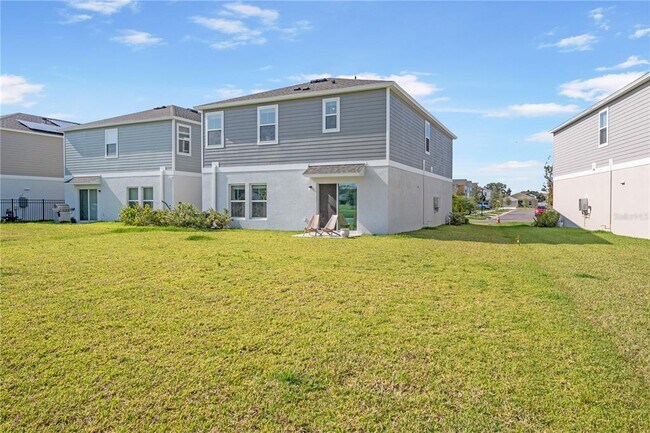 Building Photo - 14884 Summer Br Dr