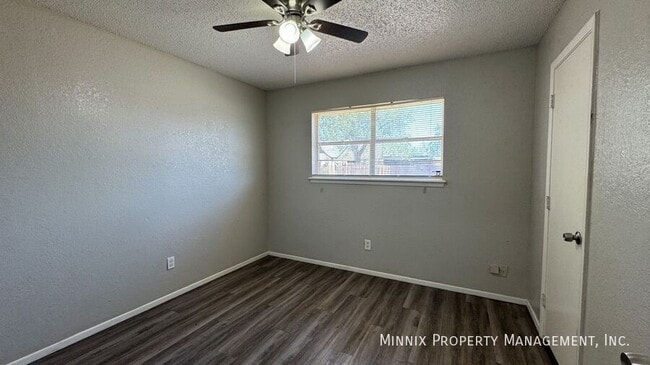 Building Photo - 2302 40th St