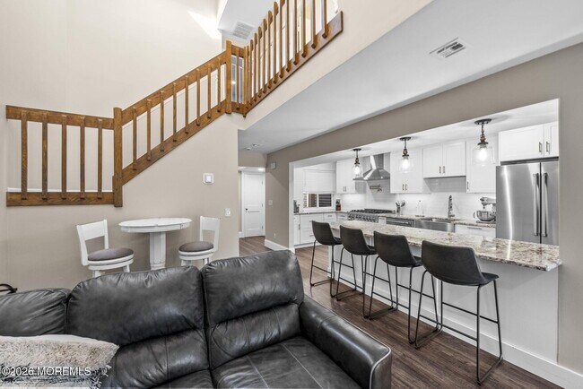 Building Photo - 19 Rambling Meadow Ct