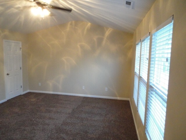 Building Photo - 5001 Babbling Brook Dr