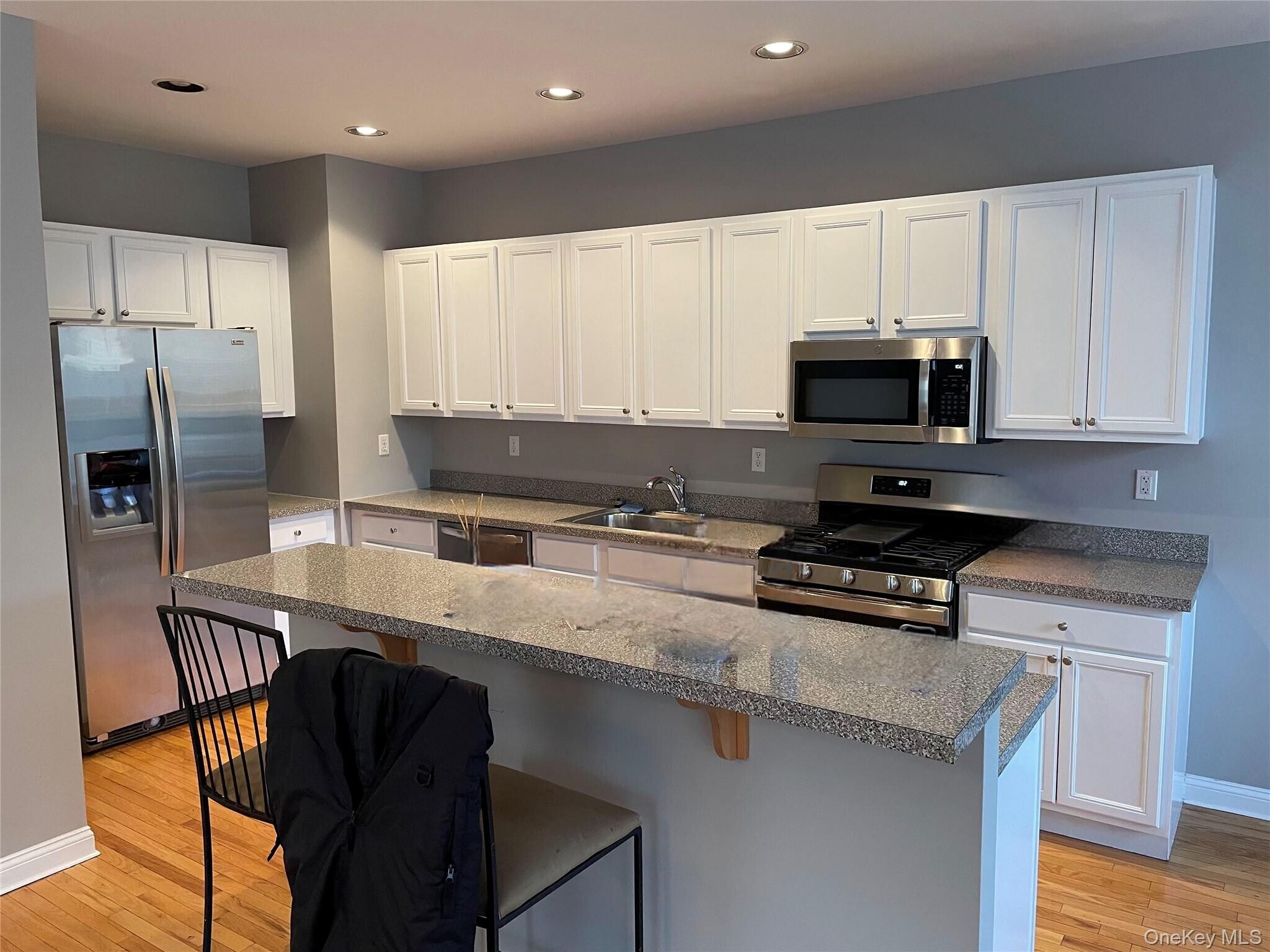 Building Photo - 36 Briarbrook Dr