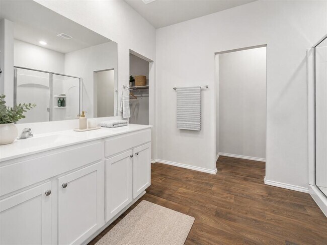 Building Photo - 6112 Montrelia Dr