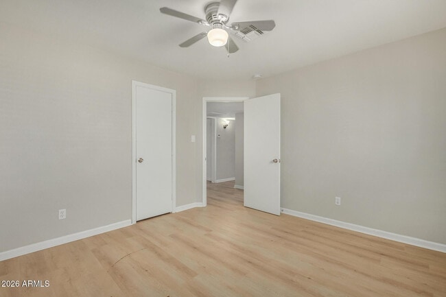 Building Photo - 4911 E Culver St