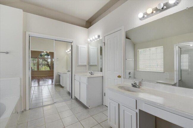 Building Photo - 2437 Cloud Peak Ln