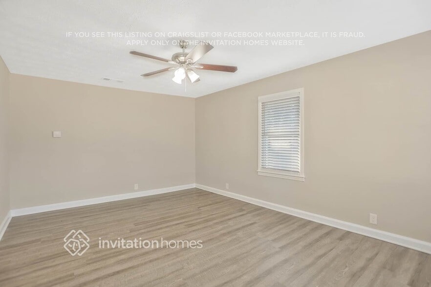 Building Photo - 1978 Glendale Dr