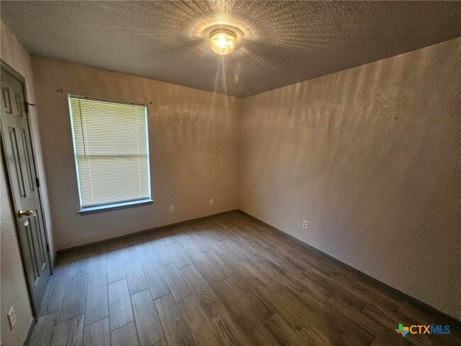 Building Photo - 300 Castellon Ct