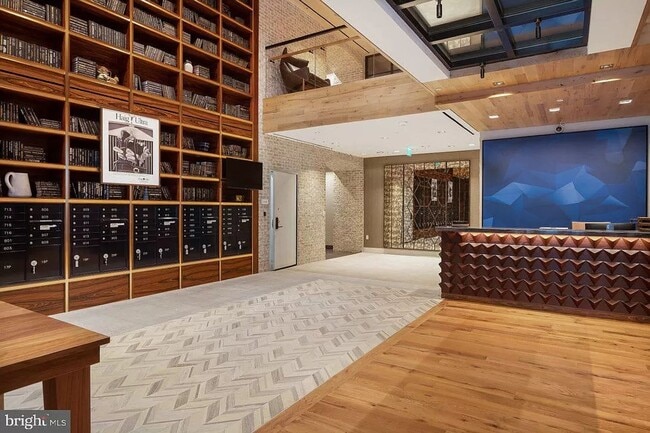 Building Photo - New in Navy Yard with Parking